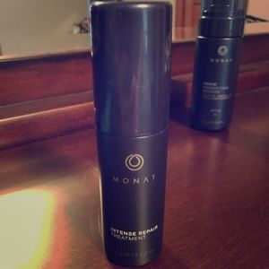 Monat Intensive repair treatment